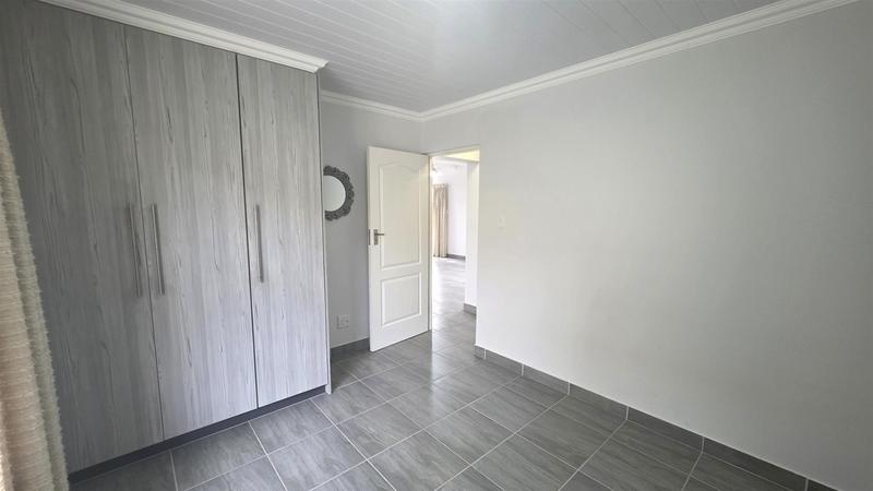 3 Bedroom Property for Sale in Seemeeu Park Western Cape